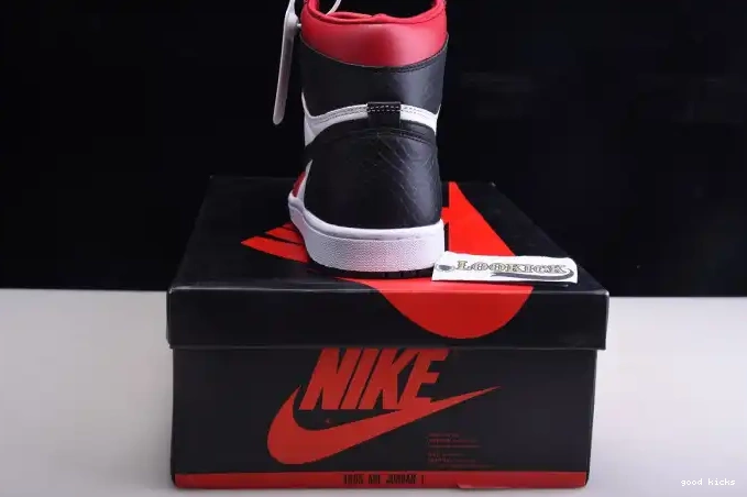 Cheap WMNS OG Air CD0461-601 Satin Snake Jordan 1 High 0509